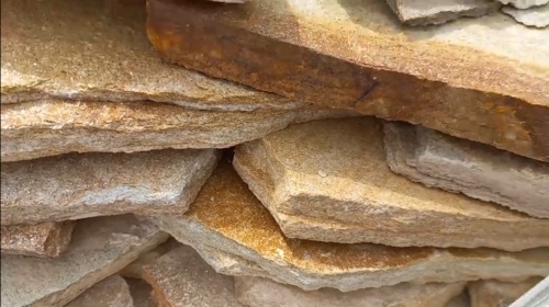 Плитняк златолит жёлтый золотистый для отмостки купить в Талдом