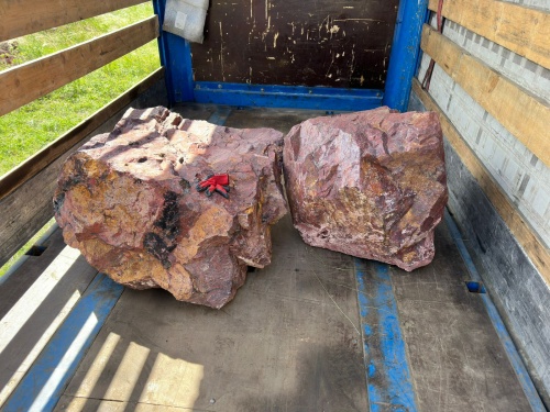 Ландшафтные глыбы красно-фиолетовые 200-1000 килограмм купить в Талдом