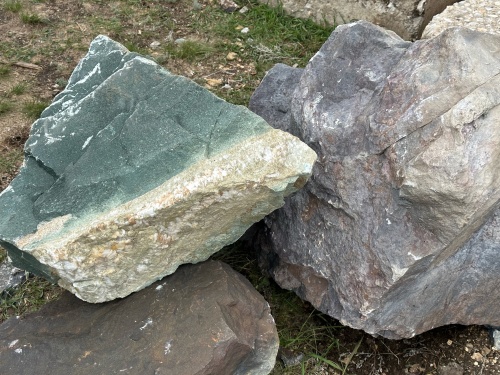 Камни для ландшафтного дизайна зелёные 10-60 килограмм купить в Талдом