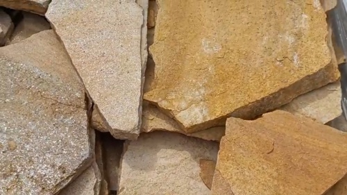 Плитняк златолит жёлтый для цоколя купить в Талдом