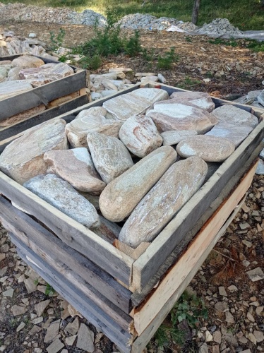 Златолит жёлтый, жёлто-зелёный глыбки и валуны для ланшафтного дизайна купить в Талдом