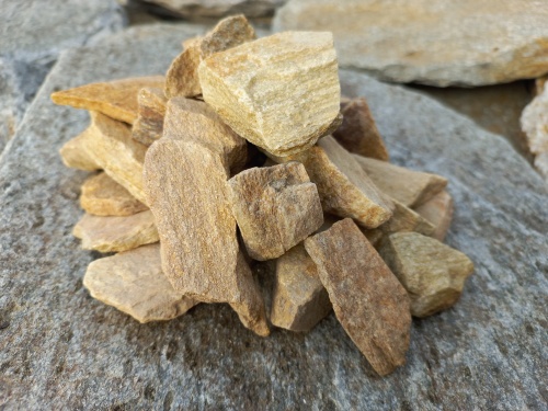 Златолит жёлтый декоративная каменная крошка купить в Талдом