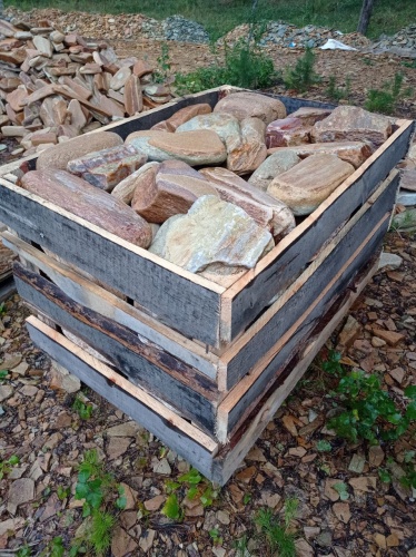 Златолит жёлтый, жёлто-зелёный глыбки и валуны для ланшафтного дизайна купить в Талдом