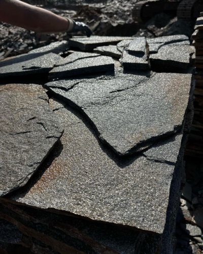 Плитняк златолит серебристый для фасада купить в Талдом