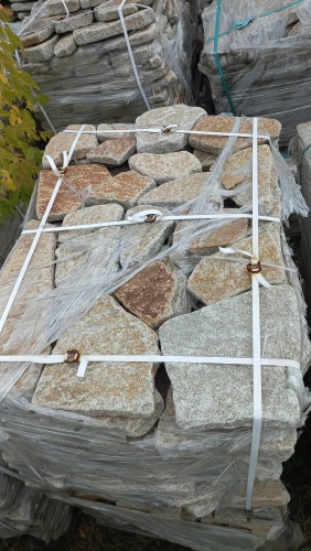 Плитняк галтованный гранитный для ландшафтного дизайна купить в Талдом