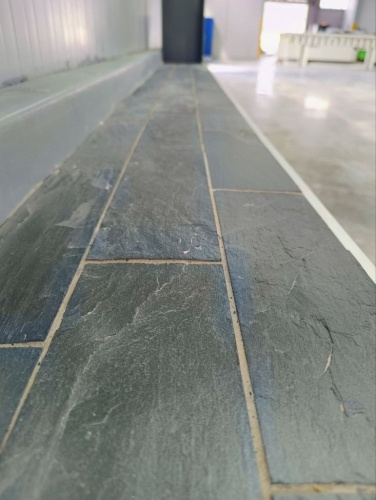 Плитка чёрная из натурального камня фасадная 30 см * 5 см, толщина 7 мм -30 мм купить в Талдом