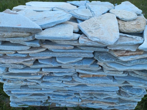 Плитняк златолит зелёный галтованный для цоколя купить в Талдом