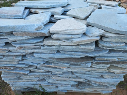 Плитняк златолит зелёный галтованный для цоколя купить в Талдом